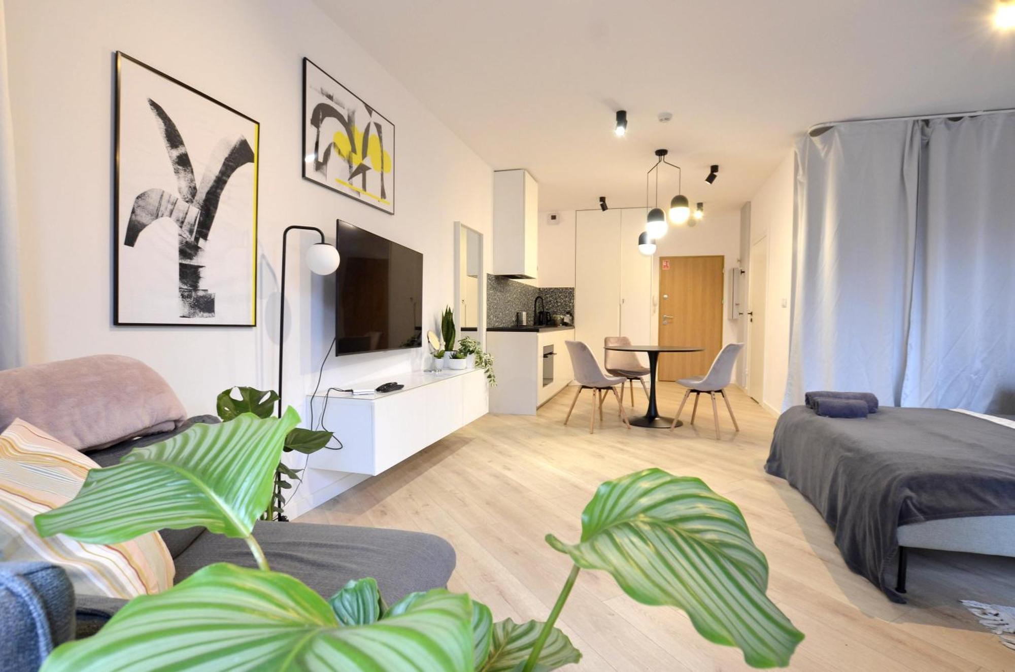 Private Parking, Secure Building - Central Apartments Old Town & Main Station 그단스크 외부 사진