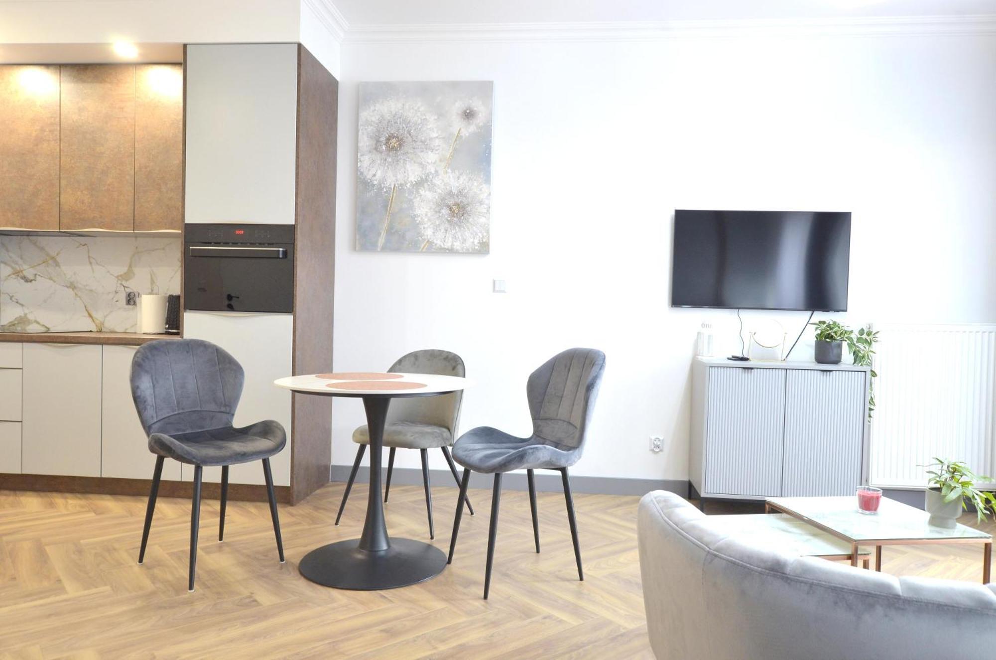 Private Parking, Secure Building - Central Apartments Old Town & Main Station 그단스크 외부 사진