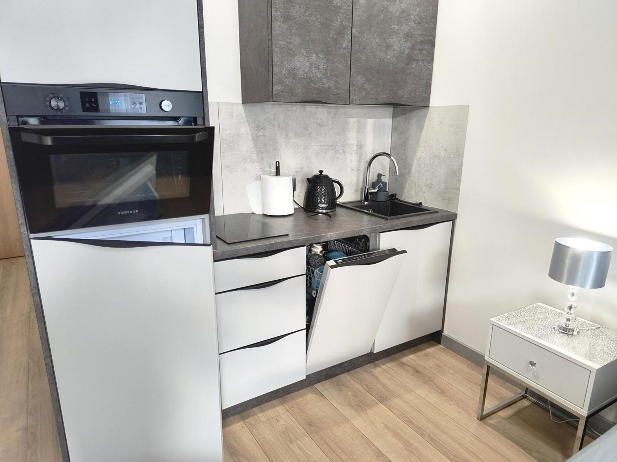 Private Parking, Secure Building - Central Apartments Old Town & Main Station 그단스크 객실 사진
